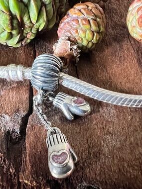 Authentic Pandora Charm Winter Mittens Pink Enamel Dangle Bead Christmas Winter